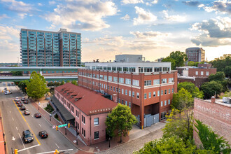 111 Virginia St, Richmond, VA - VUE AÉRIENNE  vue de carte - Image1