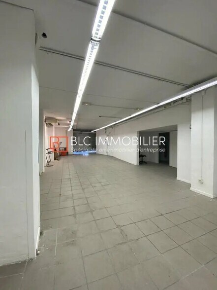 Local commercial dans Marseille à vendre - Photo intérieure – Image 2 sur 7