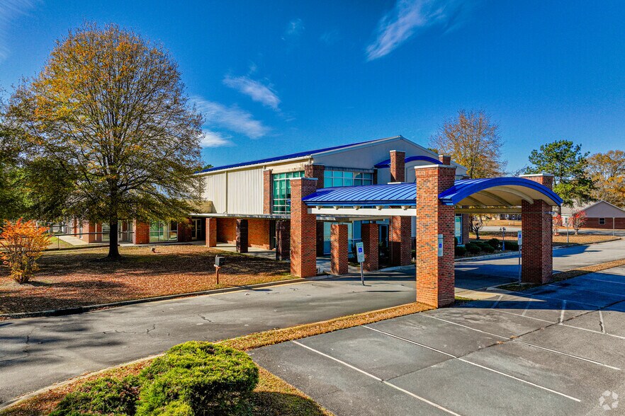 192 Hill Top Dr, Garysburg, NC à vendre - Photo de l’immeuble – Image 1 sur 23