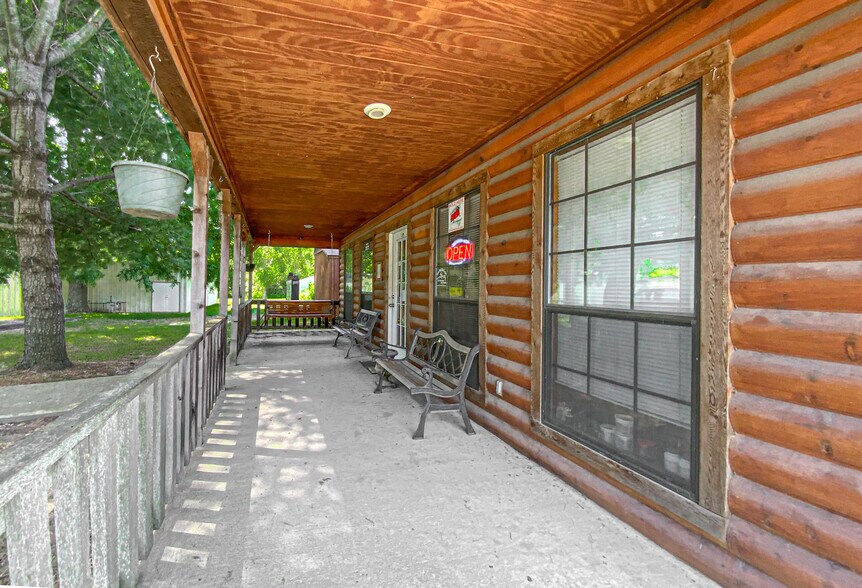 1986 Rock Springs Rd, Harrison, AR à vendre - Photo de l’immeuble – Image 3 sur 14