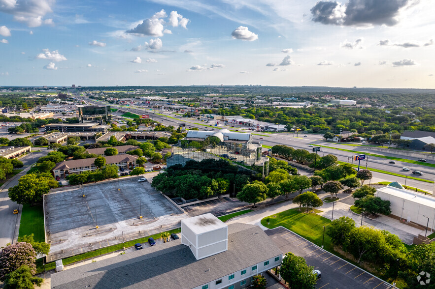 14100 San Pedro Ave, San Antonio, TX à louer - Aérien – Image 2 sur 8