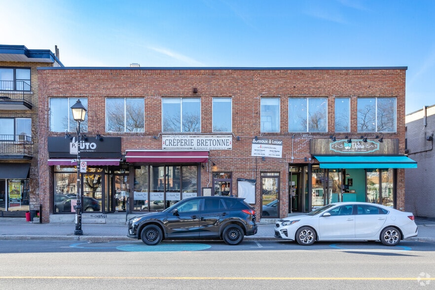 353-345 Rue Saint-Charles O, Longueuil, QC à vendre - Photo de l’immeuble – Image 3 sur 3