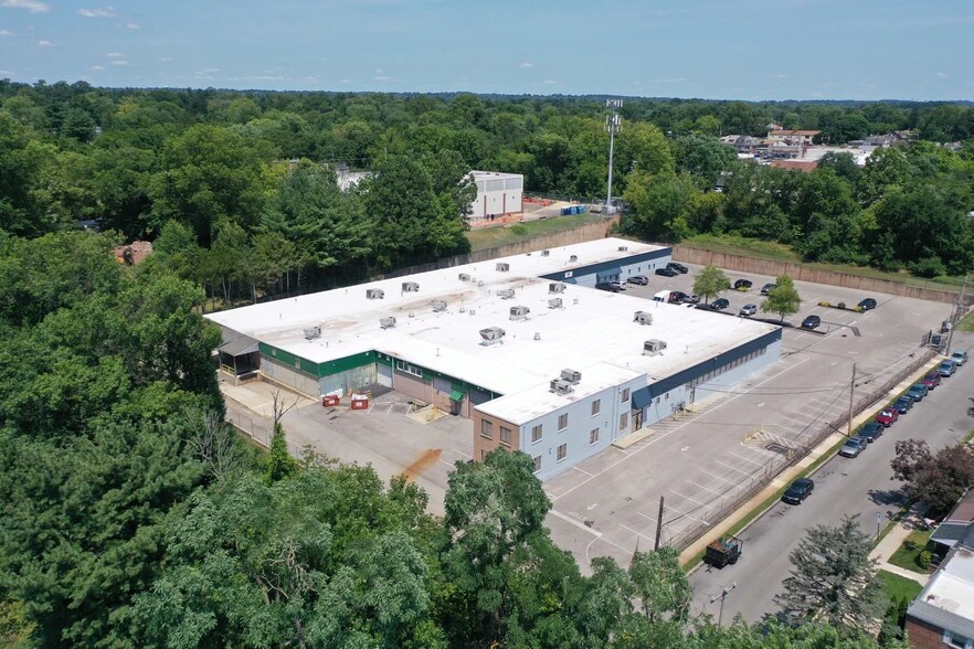 9 S Forrest Ave, Norristown, PA à louer - Photo de l’immeuble – Image 3 sur 12