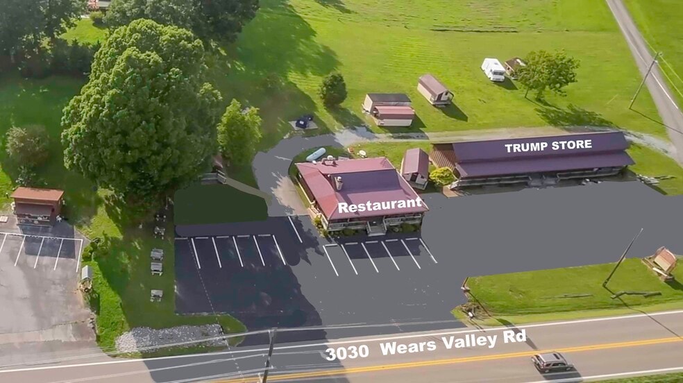 3030 Wears Valley Rd, Pigeon Forge, TN à louer - Aérien – Image 1 sur 4