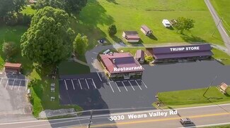 Plus de détails pour 3030 Wears Valley Rd, Pigeon Forge, TN - Local commercial à louer