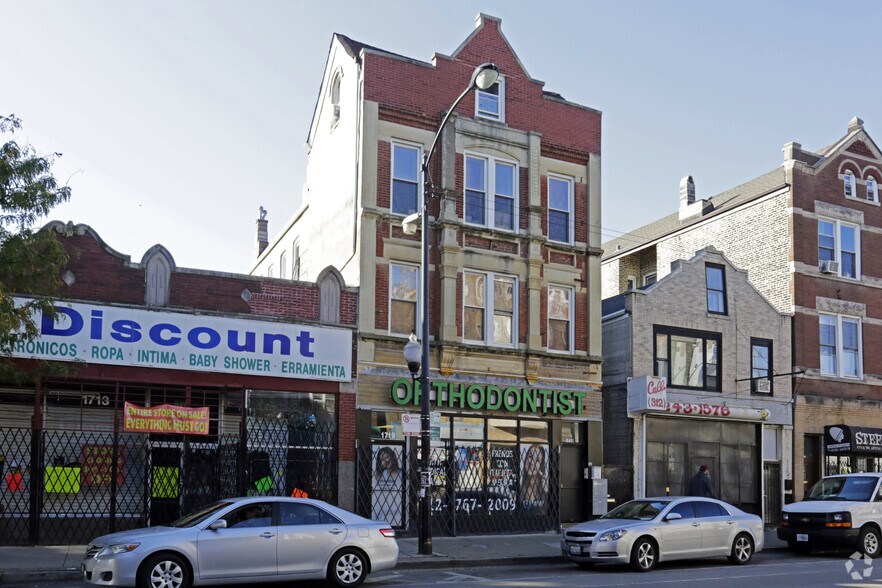 1719 W 18th St, Chicago, IL à louer - Photo principale – Image 1 sur 45