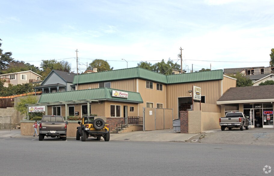 338 3rd St, Hollister, CA à louer - Photo de l’immeuble – Image 1 sur 6