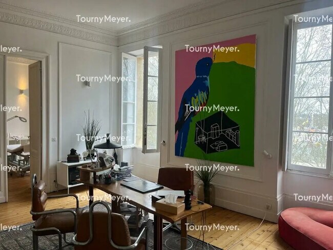 Plus de détails pour Bureau à louer