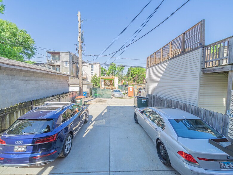 1246 N Artesian Ave, Chicago, IL à vendre - Photo de l’immeuble – Image 3 sur 4