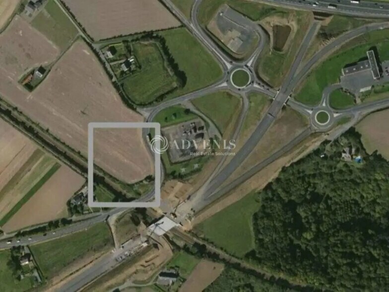 Local d’activités dans Trégueux à louer - Photo de l’immeuble – Image 2 sur 2