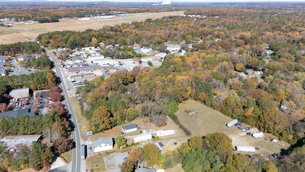 2272 Ebenezer Rd, Rock Hill, SC à vendre - Photo de l’immeuble – Image 3 sur 15