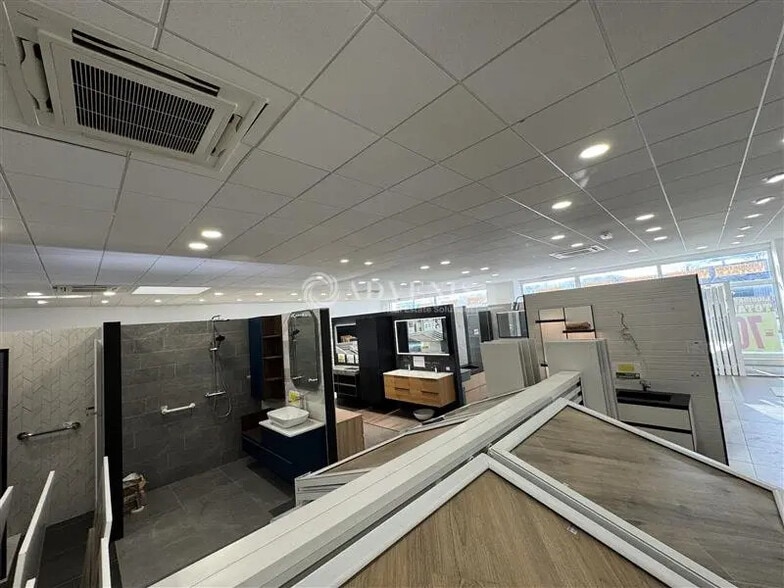 Local commercial dans Vendenheim à louer - Photo de l’immeuble – Image 2 sur 2