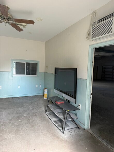 1784 N Hercules Ave, Clearwater, FL à louer - Photo de l’immeuble – Image 3 sur 4