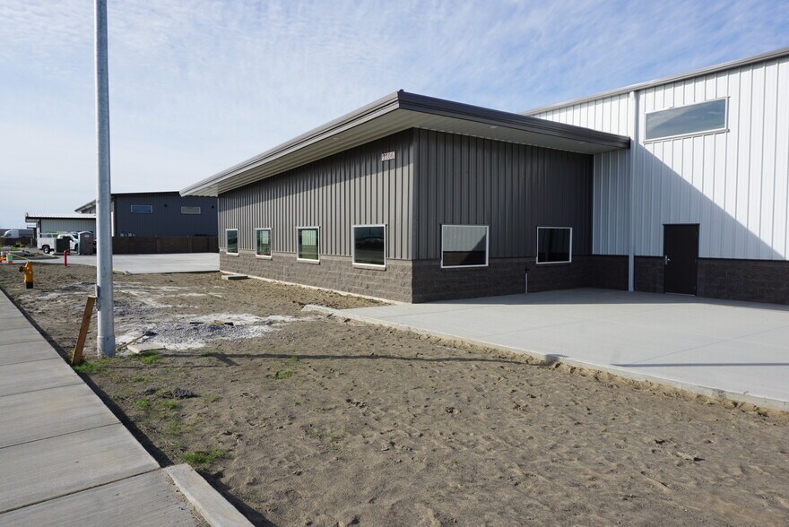 3106 N Rainier Ave, Pasco, WA à louer - Photo de l’immeuble – Image 3 sur 4