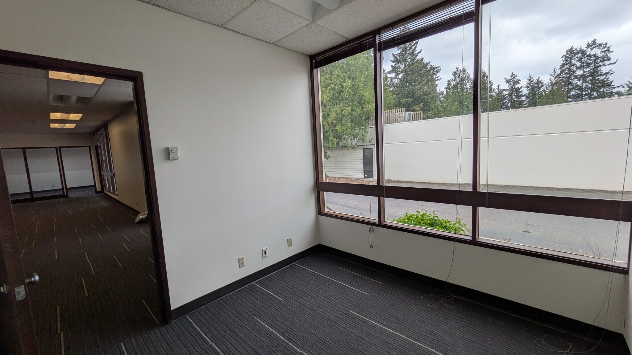 4002-4014 148th Ave NE, Redmond, WA à louer Photo de l’immeuble– Image 1 sur 10