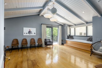 1746 Abbot Kinney Blvd, Venice, CA à louer Photo intérieure– Image 1 sur 8