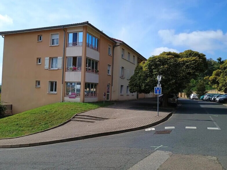 175 Boulevard De L'Industrie, Trévoux à louer - Photo de l’immeuble – Image 1 sur 11