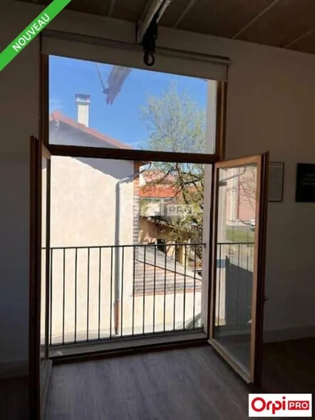 Bureau dans Romans-sur-Isère à louer - Photo intérieure – Image 3 sur 12