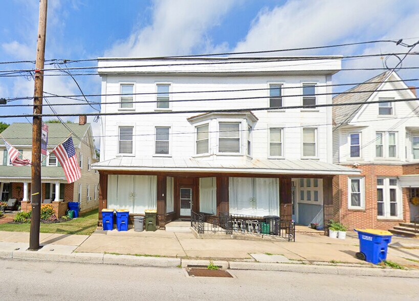 6 S Main St, Stewartstown, PA à louer - Photo de l’immeuble – Image 1 sur 1