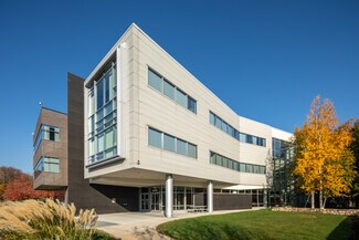 Plus de détails pour 610 Lincoln St, Waltham, MA - Bureau à louer