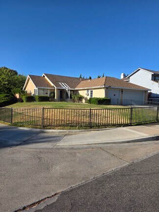 Plus de détails pour 3833 E Avenue R12, Palmdale, CA - Santé à vendre