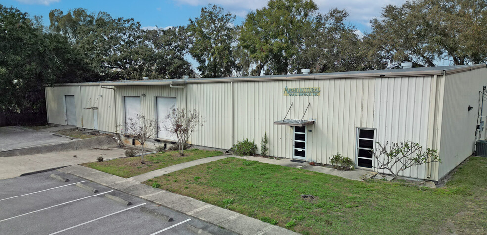 1815 Acme St, Orlando, FL à louer - Photo de l’immeuble – Image 1 sur 3