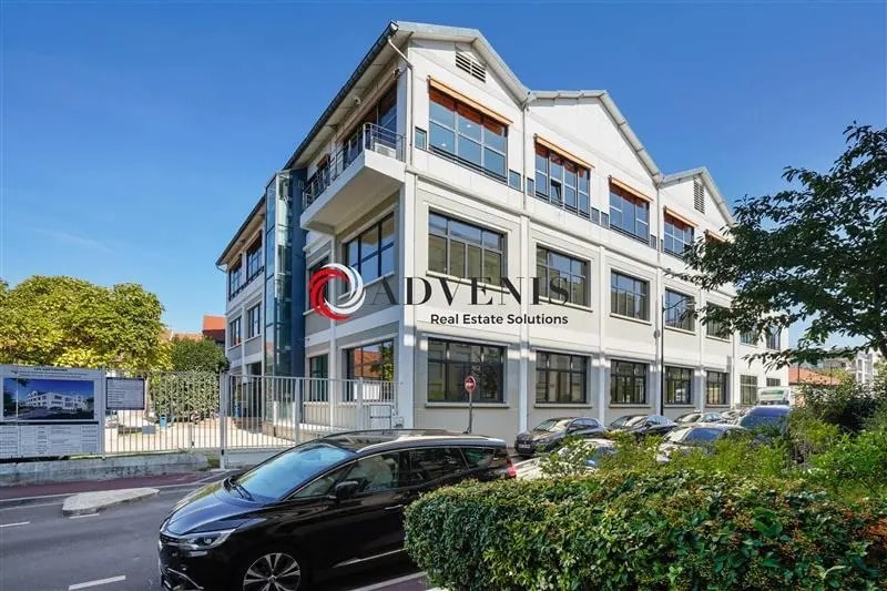 Bureau dans Joinville-le-Pont à louer - Photo de l’immeuble – Image 3 sur 12