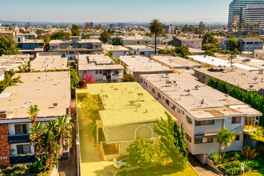 11938 Dorothy St, Los Angeles, CA à vendre - Photo de l’immeuble – Image 2 sur 18