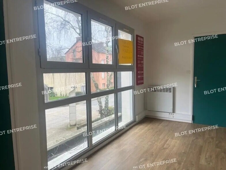 Bureau dans Saint-Avé à vendre - Photo de l’immeuble – Image 2 sur 6