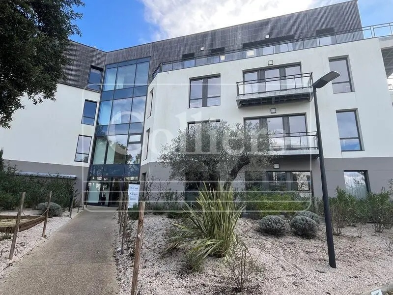 550 Rue Pierre Berthier, Aix-en-Provence à louer Photo de l’immeuble– Image 1 sur 15