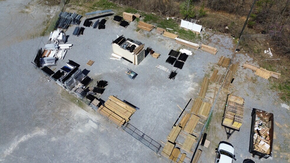 506 Industrial Dr, Rockmart, GA à louer - Photo de l’immeuble – Image 2 sur 8