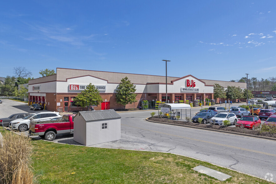 8125-8159 Ritchie Hwy, Pasadena, MD à louer - Photo de l’immeuble – Image 2 sur 7
