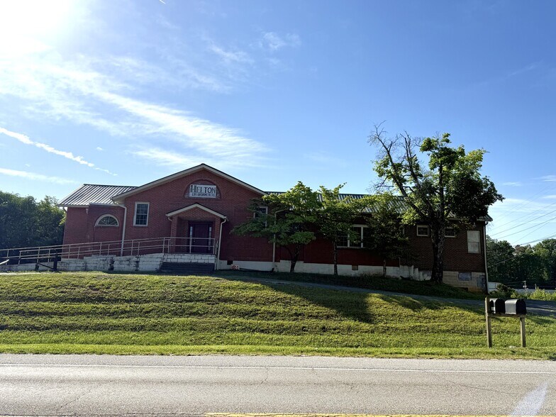 1763 Topside Rd, Louisville, TN à vendre - Photo de l’immeuble – Image 2 sur 7