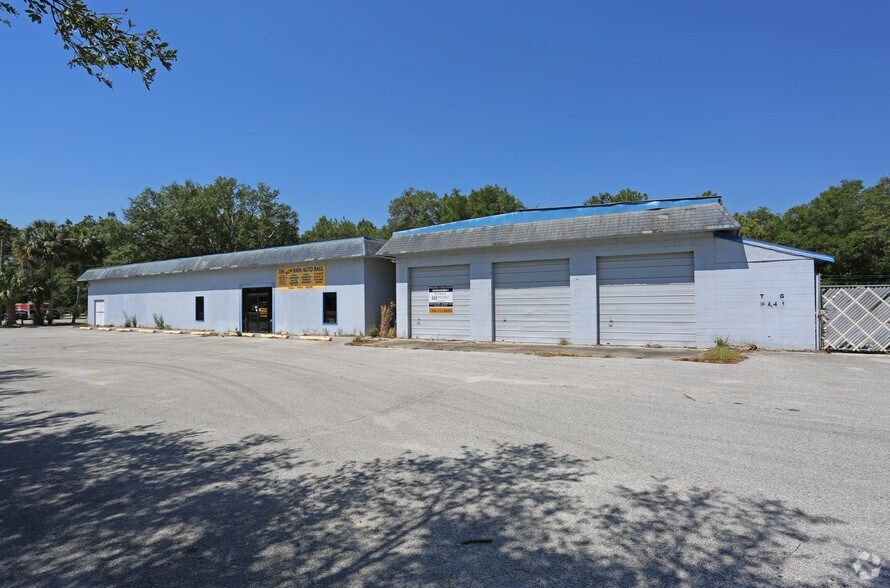 284 S Center St, Pierson, FL à louer - Photo de l’immeuble – Image 1 sur 9
