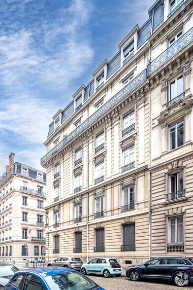 34 Rue Vaubecour, Lyon à louer - Photo de l’immeuble – Image 2 sur 3