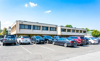 Plus de détails pour 716 Broad St, Clifton, NJ - Médical à louer