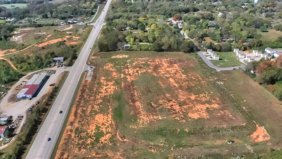 720 Howell Avenue, West Plains, MO à vendre - Photo de l’immeuble – Image 2 sur 6