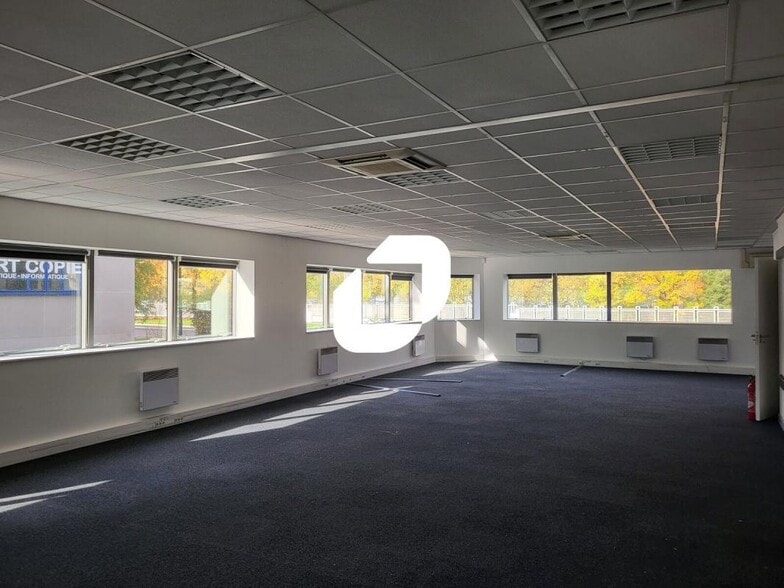 Bureau dans VILLENEUVE-D'ASCQ à vendre - Photo intérieure – Image 3 sur 10