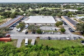 1402-1472 Old Dixie Hwy, Vero Beach, FL - VUE AÉRIENNE  vue de carte - Image1