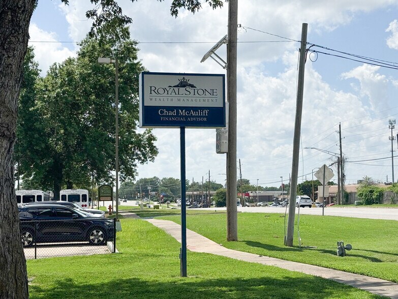 2001 W Washington St, Broken Arrow, OK à vendre - Photo de l’immeuble – Image 2 sur 8