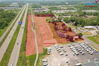 Plus de détails pour 8662 Brewerton Rd, Cicero, NY - Industriel/Logistique à vendre