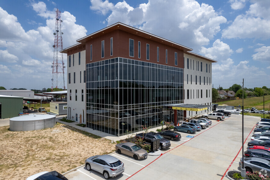 8850 Huffmeister Rd, Houston, TX à louer - Photo de l’immeuble – Image 3 sur 13