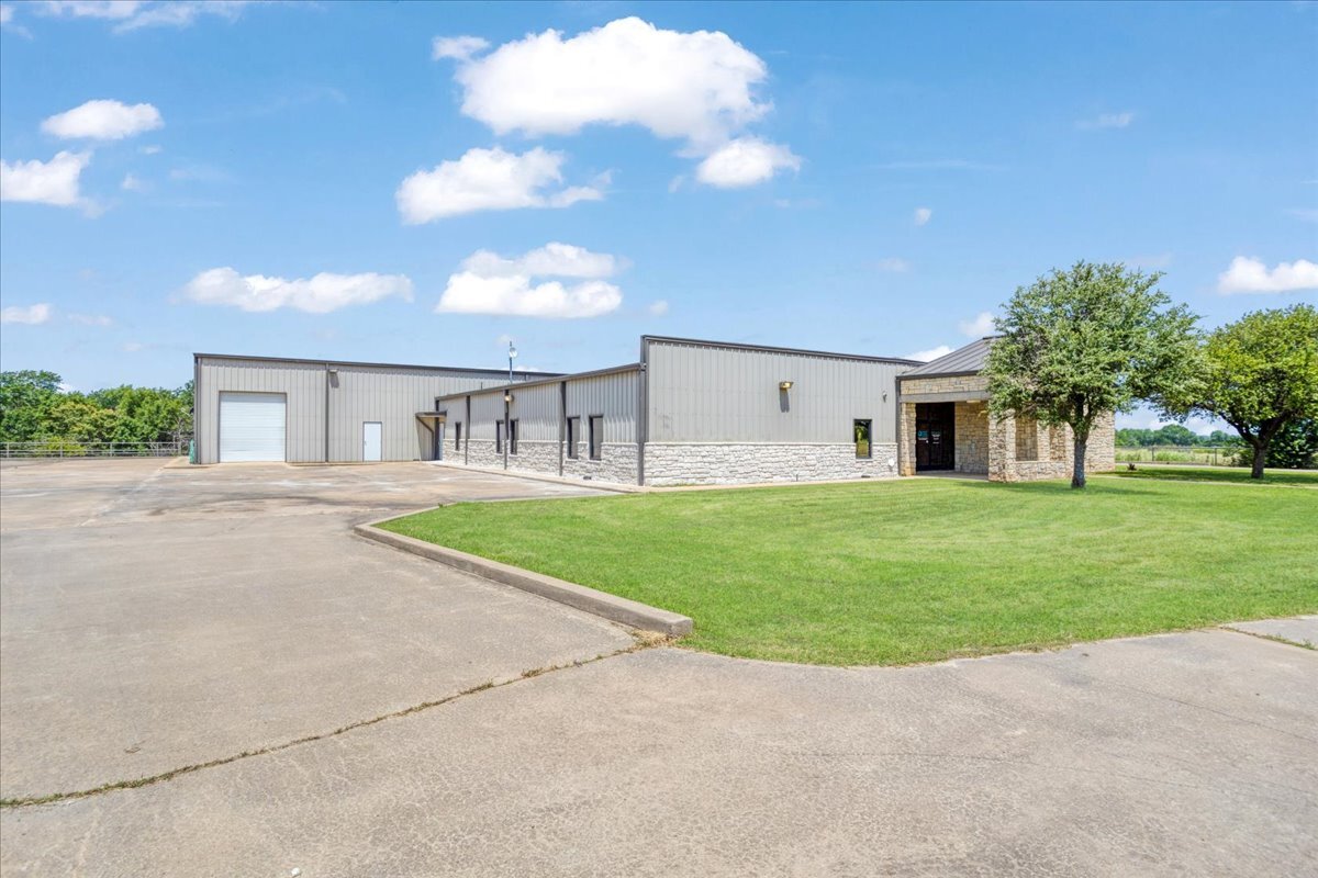 350 Nails Crossing Rd, Caddo, OK à vendre Photo principale– Image 1 sur 51