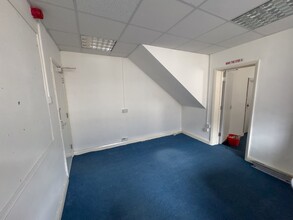 27B High St, Lutterworth à louer Photo intérieure– Image 1 sur 4