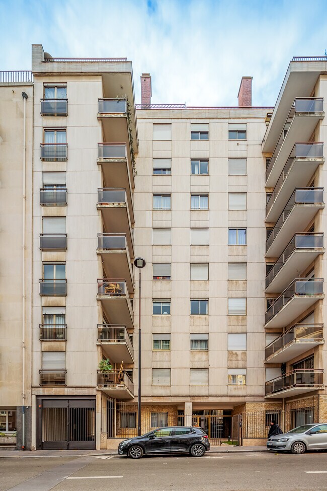 Plus de détails pour 17 Rue Van Loo, Paris - Logement à vendre