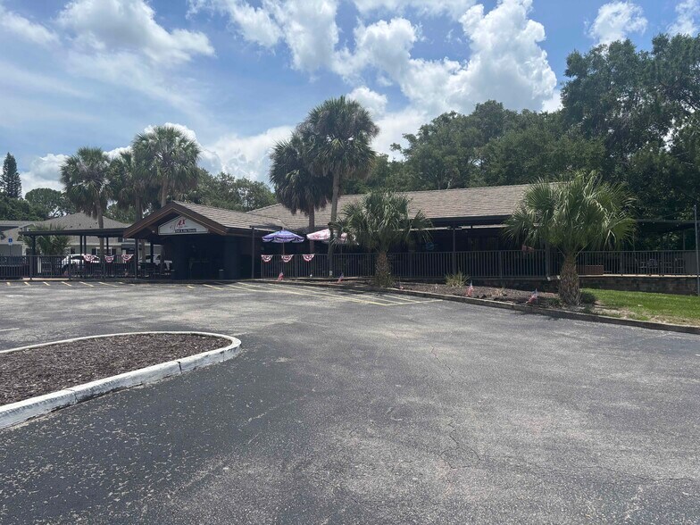 951 Greenwood Blvd, Lake Mary, FL à vendre - Photo de l’immeuble – Image 2 sur 12