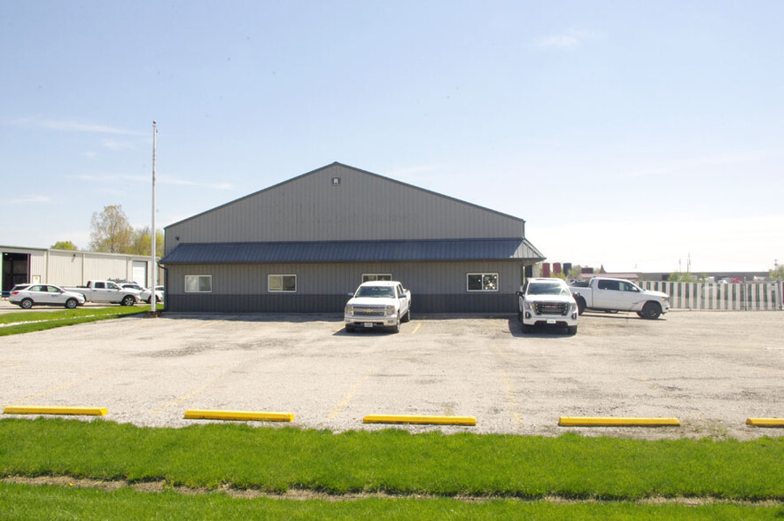 410 Broadway Ave, South Roxana, IL à vendre - Photo de l’immeuble – Image 1 sur 6