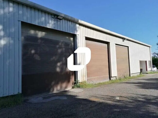 Plus de détails pour 144 Chemin Du Vavre, Lozanne - Local d’activités à vendre