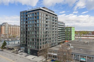Plus de détails pour 3045-3055 De L'assomption Boul, Montréal, QC - Logement à vendre