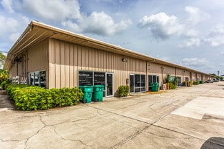 Plus de détails pour 3573 Enterprise Ave, Naples, FL - Bureau, Industriel/Logistique à louer